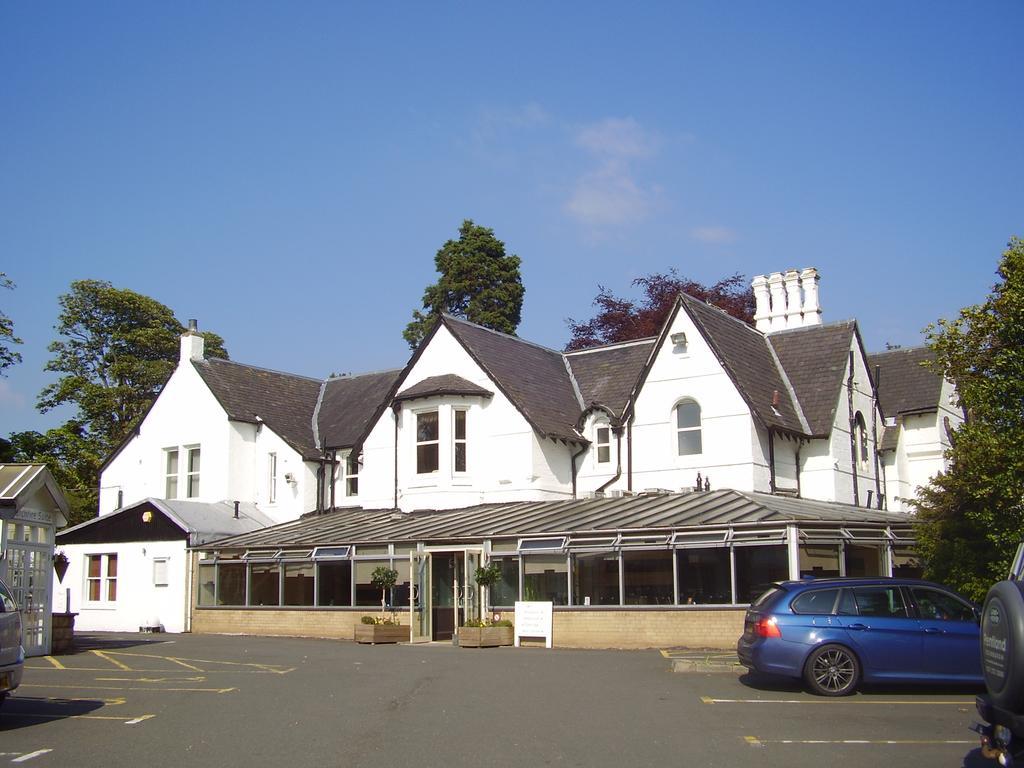 Kaim Park Hotel Bathgate Exterior photo